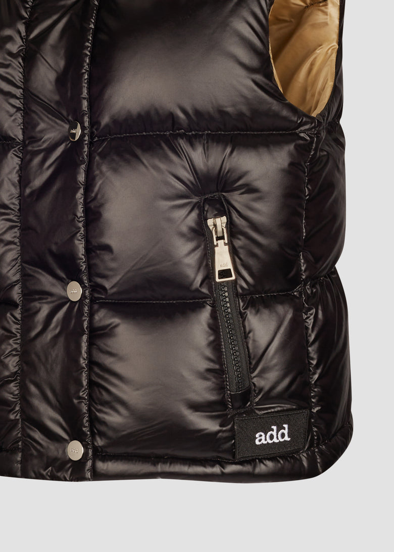 down vest with detach hood