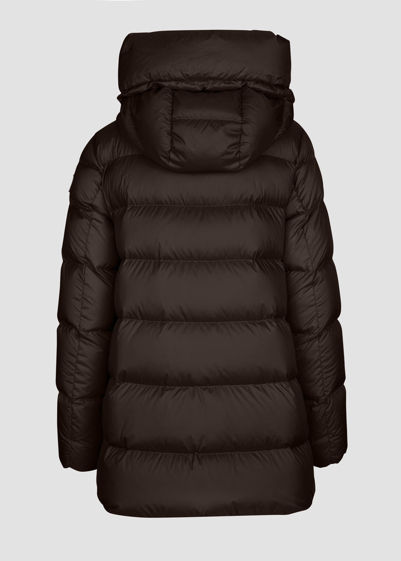 long jacket made of ultralight cocoon nylon with adjustable hood and stuffed with duck down