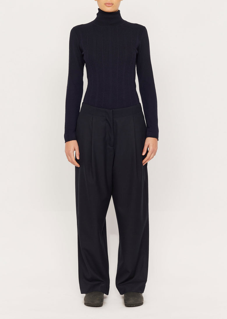 TROUSERS IN GABARDINE WOOL